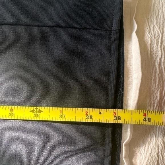 Fast relaxed elastic waist dress pants. Size M - Picture 4 of 5